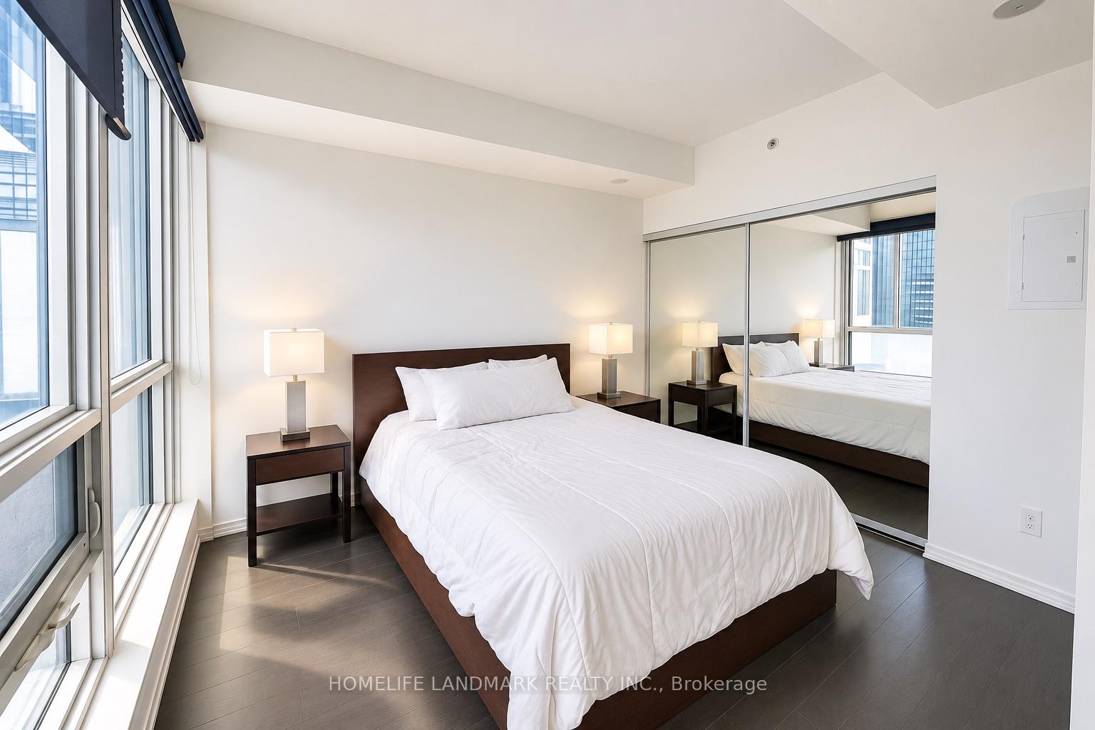 Photo 3 of Unit 3610, 70 Temperance Street, Toronto, Bay Street Corridor — HOMEH