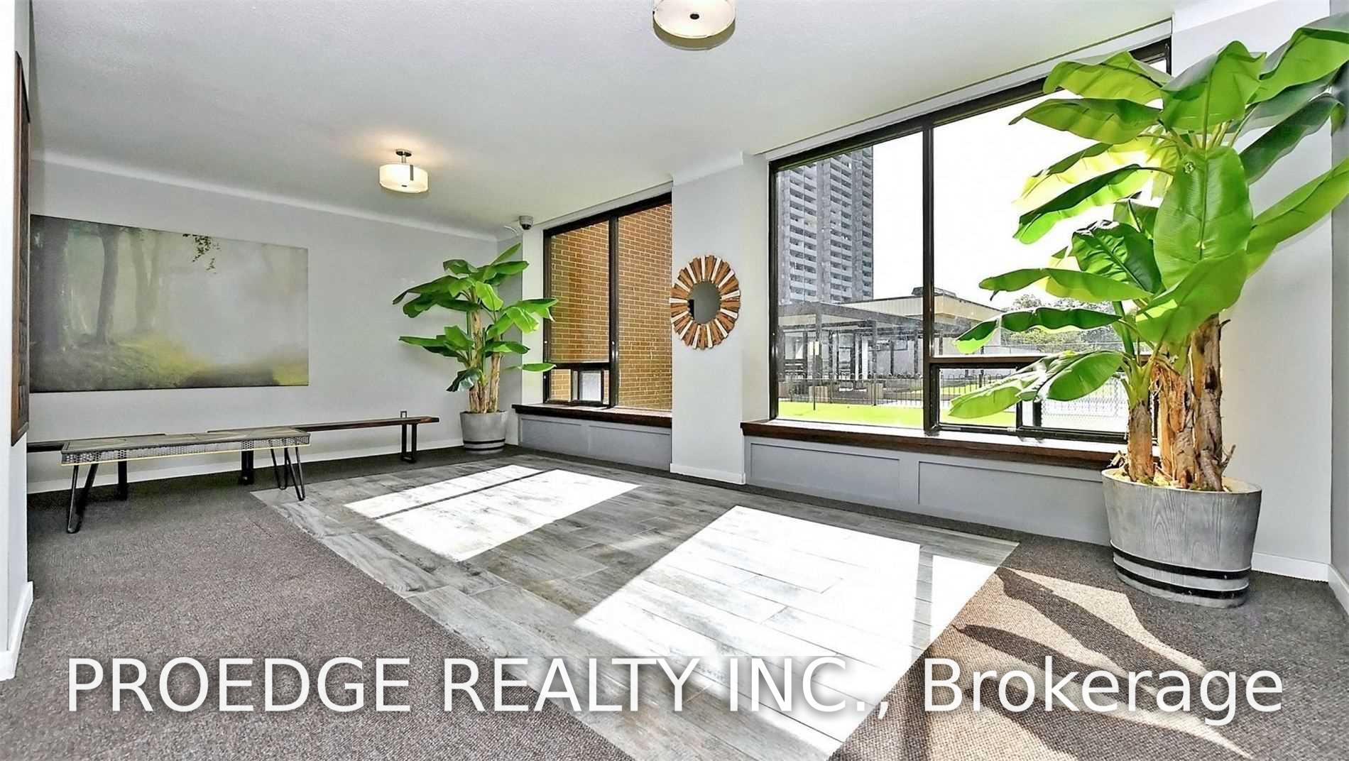 Photo 7 of Unit 2507, 5 Massey Square, Toronto, Crescent Town — HOMEH