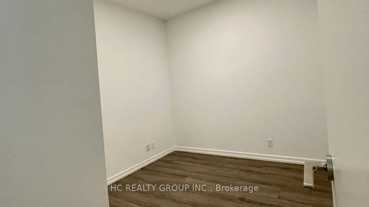 Photo 4 of Unit 1507, 1000 Portage Parkway, Vaughan, Vaughan Corporate Centre — HOMEH