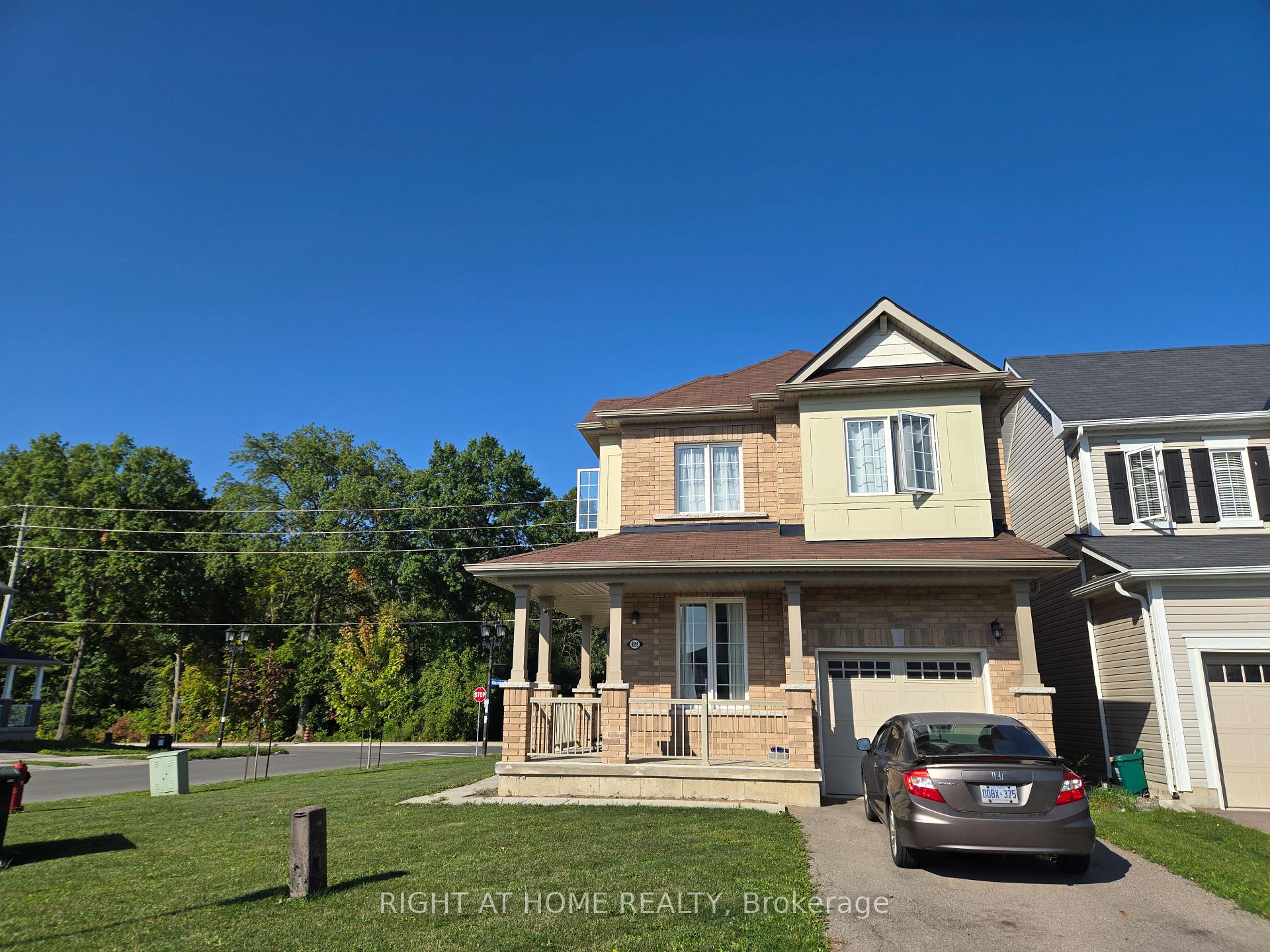 Photo 1 of 8895 Chickory Trail, Niagara Falls, Brown — HOMEH