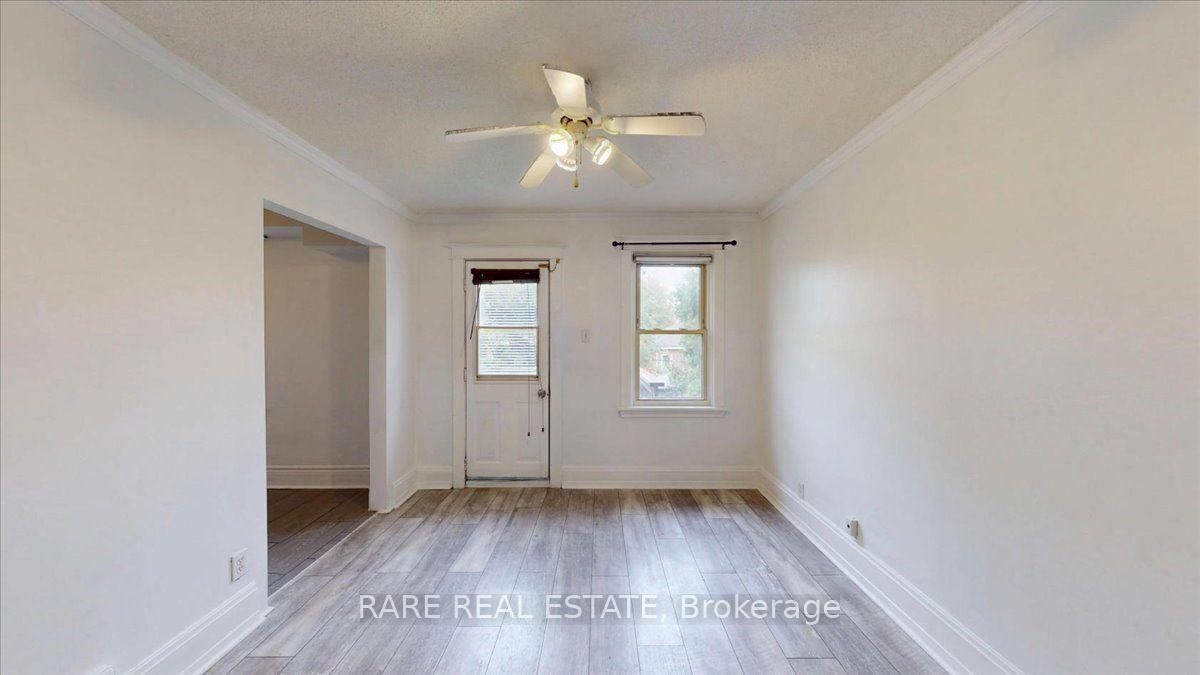 Photo 6 of Unit 2, 8 Balsam Avenue N, Hamilton, Stipley — HOMEH