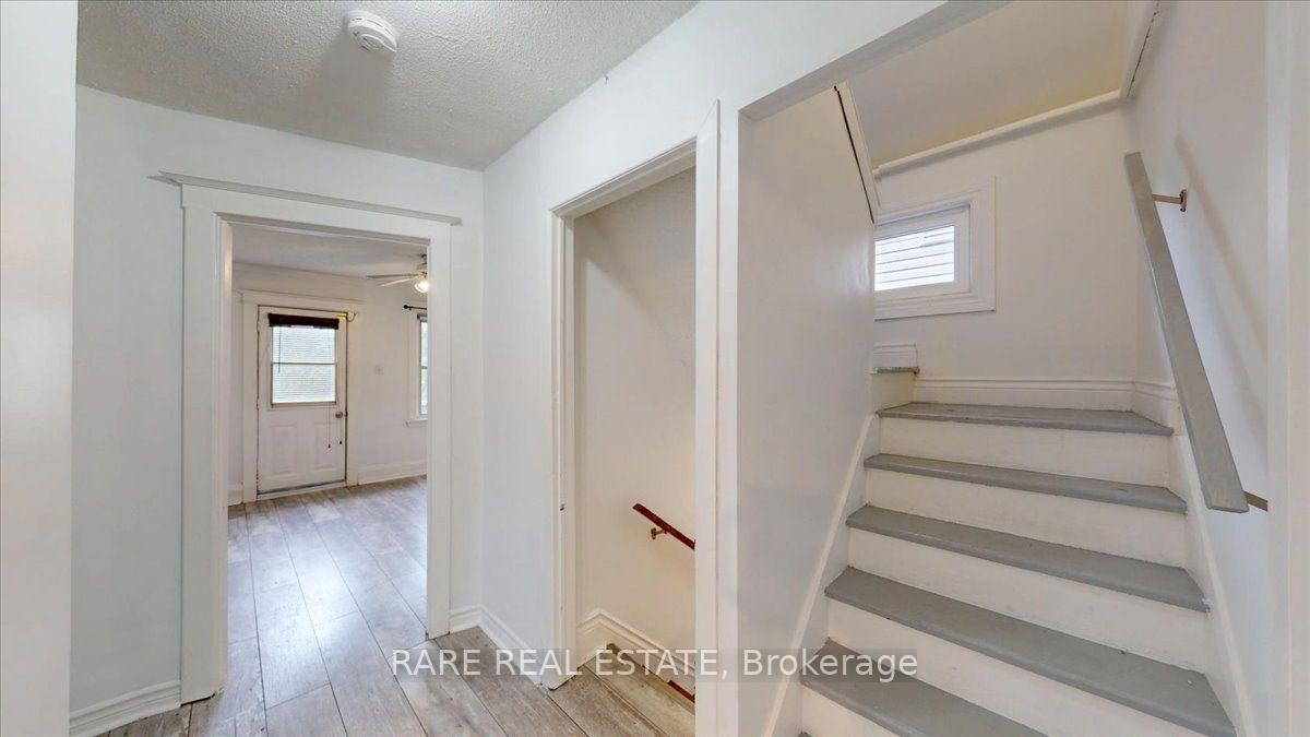 Photo 16 of Unit 2, 8 Balsam Avenue N, Hamilton, Stipley — HOMEH