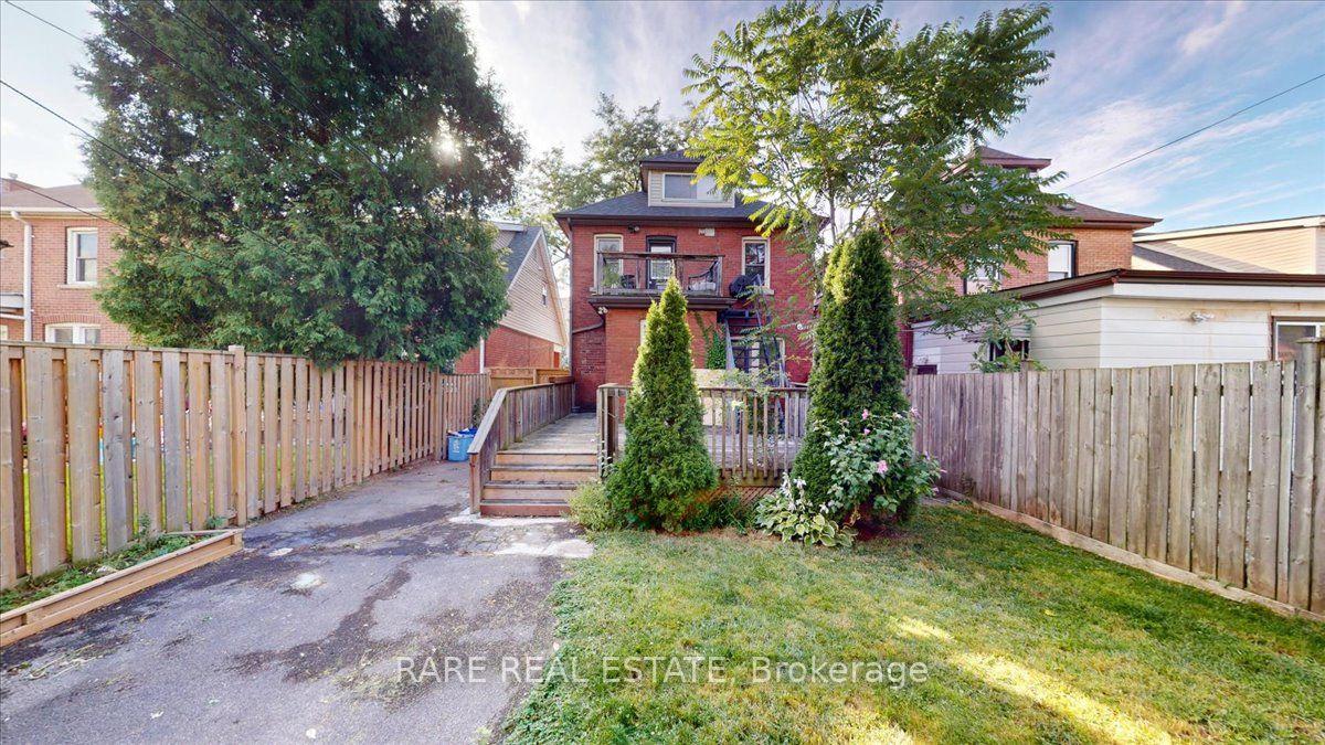 Photo 27 of Unit 2, 8 Balsam Avenue N, Hamilton, Stipley — HOMEH