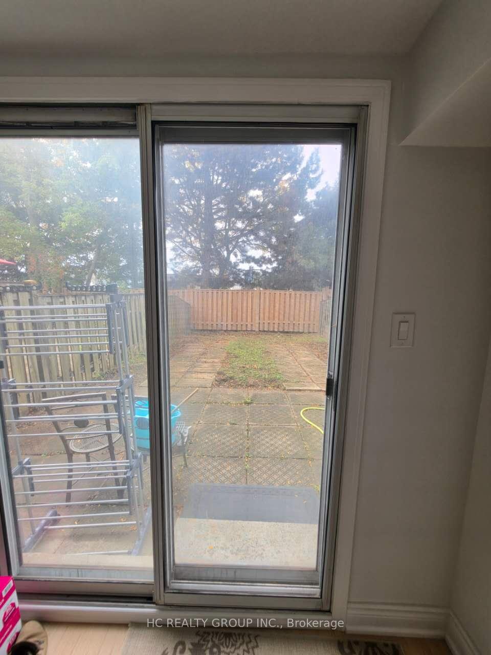 Photo 10 of 70 Copperwood Square, Scarborough, Milliken — HOMEH