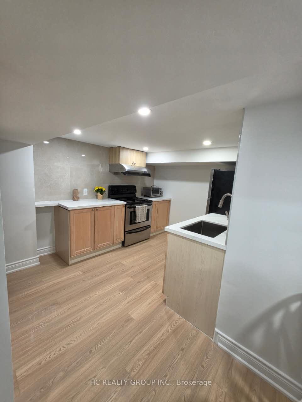 Photo 9 of 70 Copperwood Square, Scarborough, Milliken — HOMEH