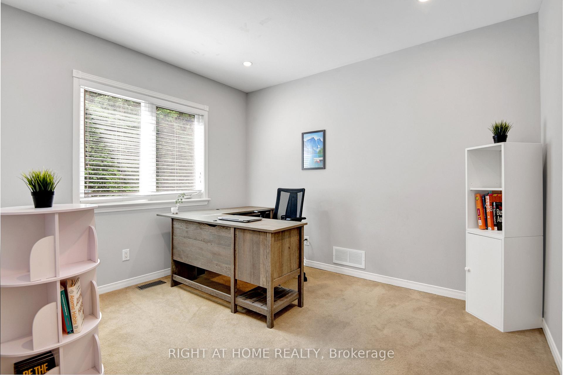 Photo 21 of 31 Forillon Crescent, Ottawa, Kanata - Bridlewood — HOMEH