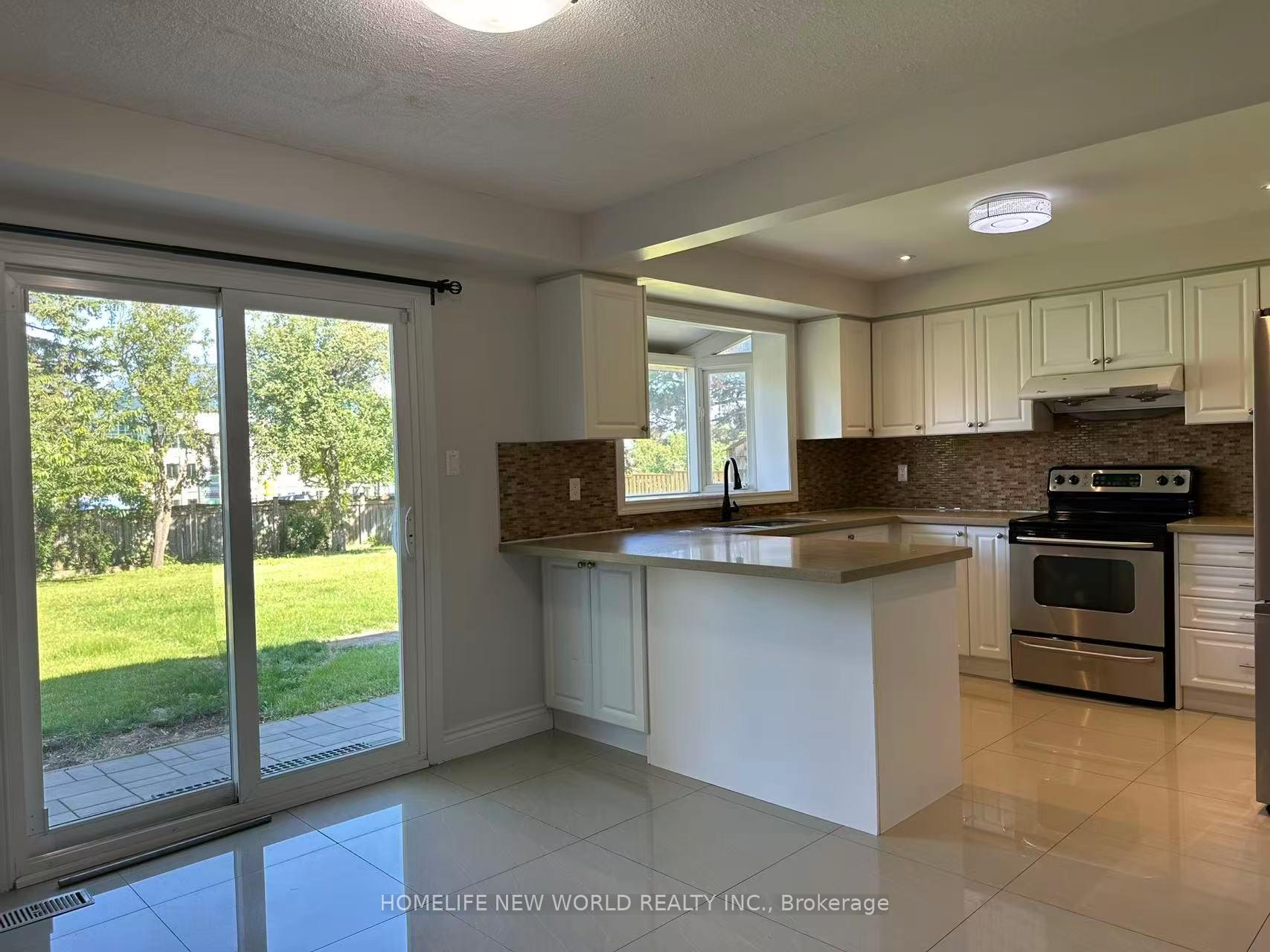 Photo 6 of 10 Epping Court, Markham, Milliken Mills West — HOMEH