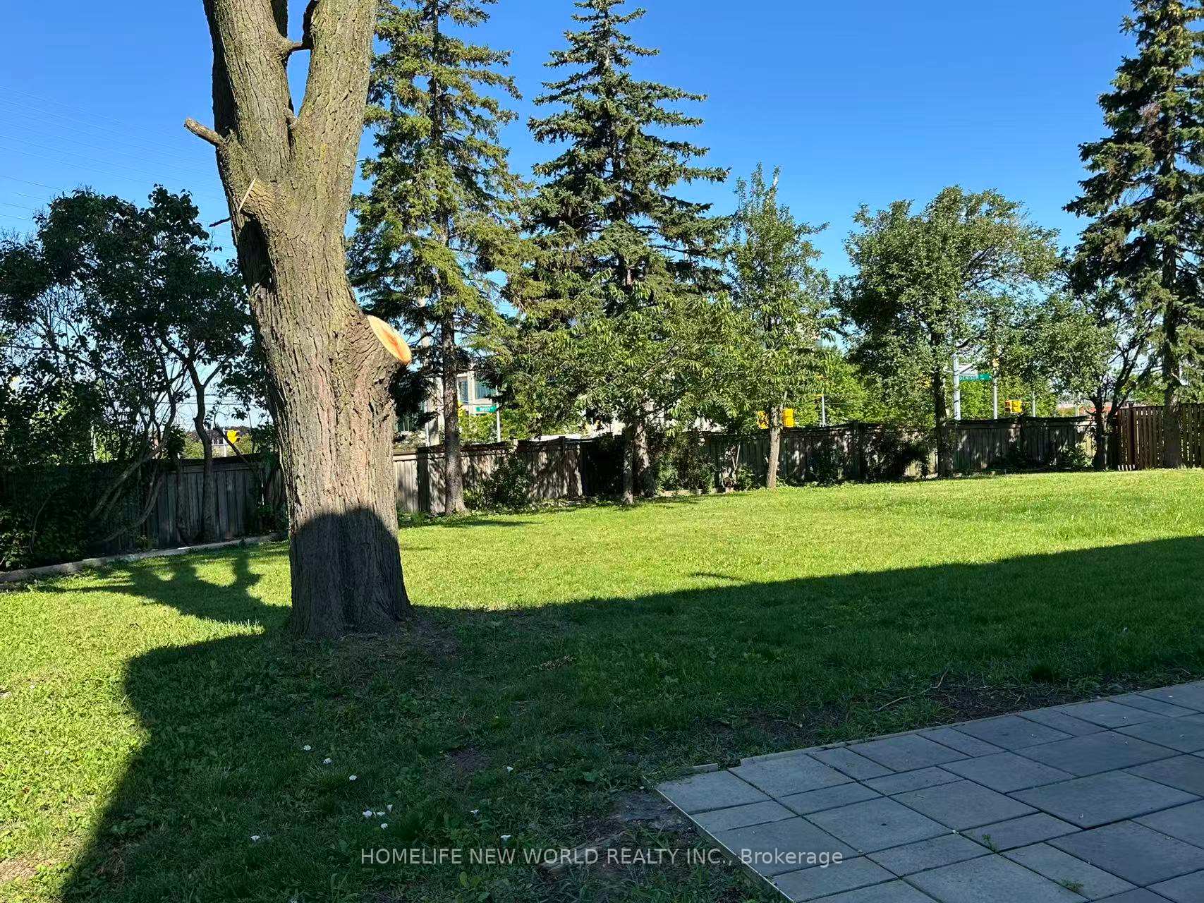 Photo 15 of 10 Epping Court, Markham, Milliken Mills West — HOMEH