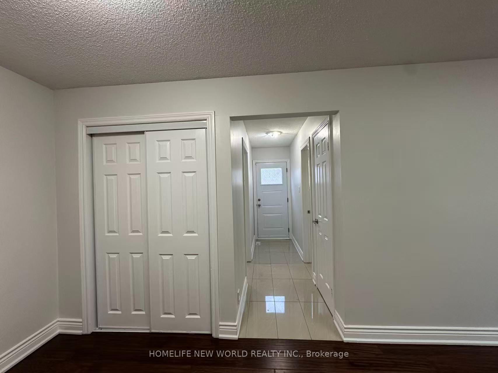 Photo 21 of 10 Epping Court, Markham, Milliken Mills West — HOMEH