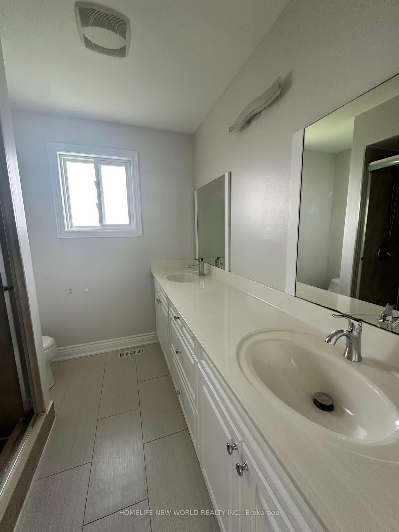 Photo 26 of 10 Epping Court, Markham, Milliken Mills West — HOMEH