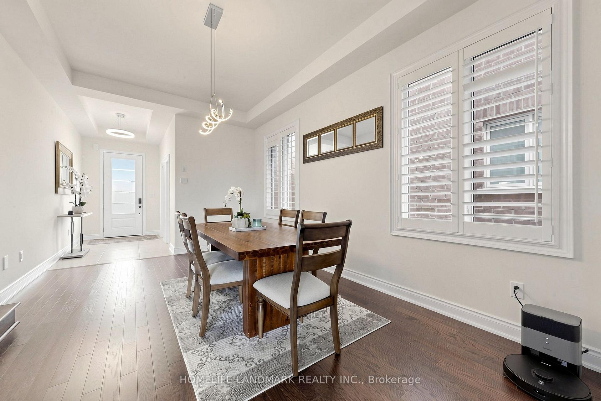 Photo 2 of 563 Beam Court, Milton, Ford — HOMEH