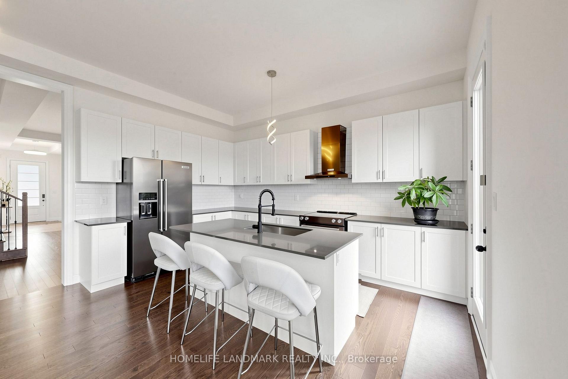 Photo 6 of 563 Beam Court, Milton, Ford — HOMEH