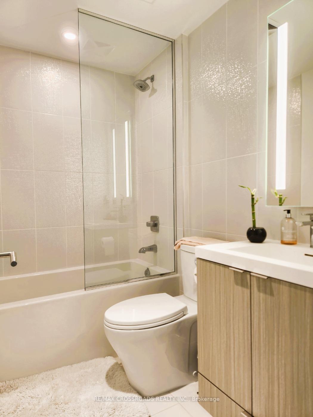 Photo 14 of Unit 2821, 585 Bloor Street E, Toronto, North St. James Town — HOMEH