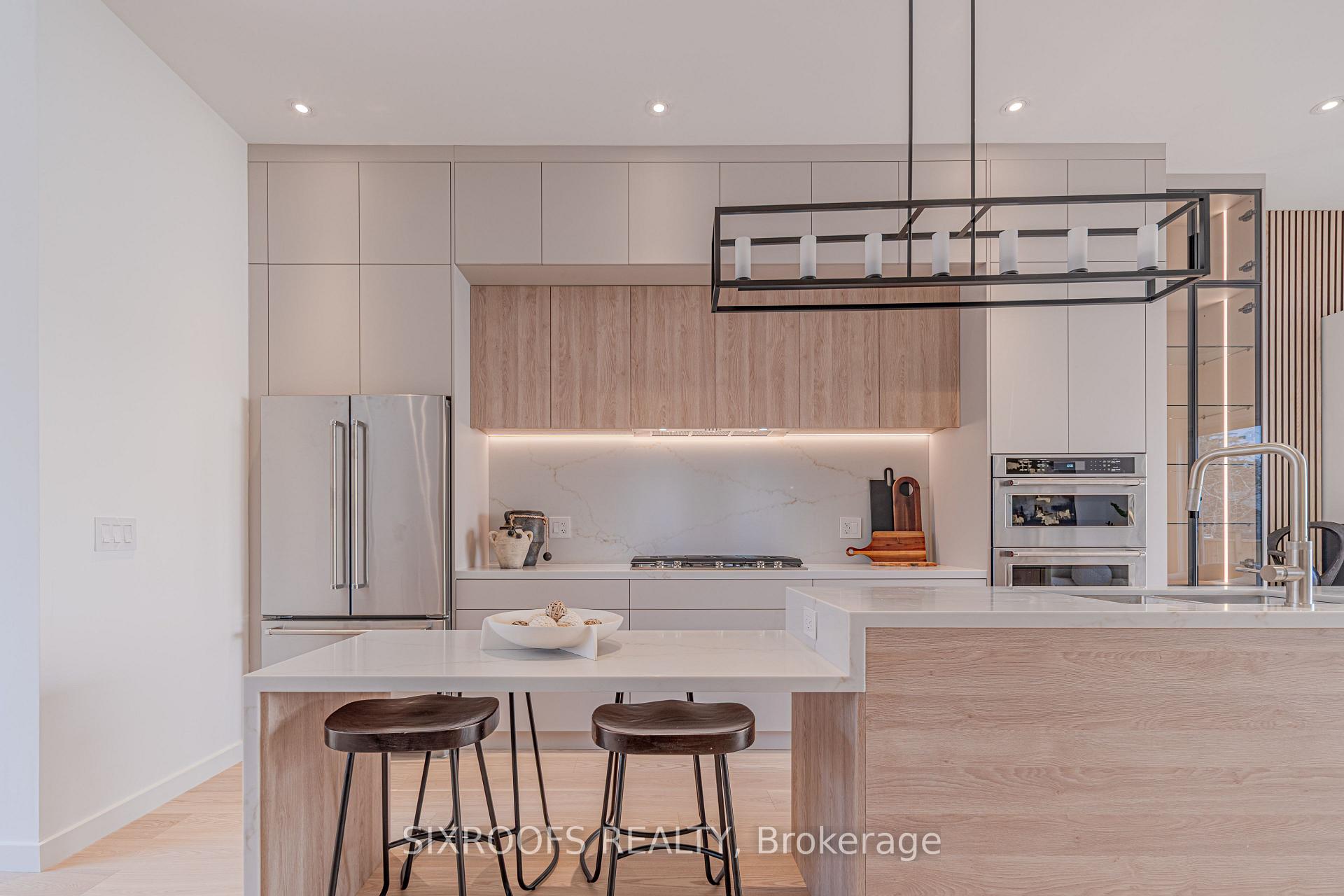 Photo 9 of Unit Upper, 40 Morningside Avenue, Toronto, High Park-Swansea — HOMEH