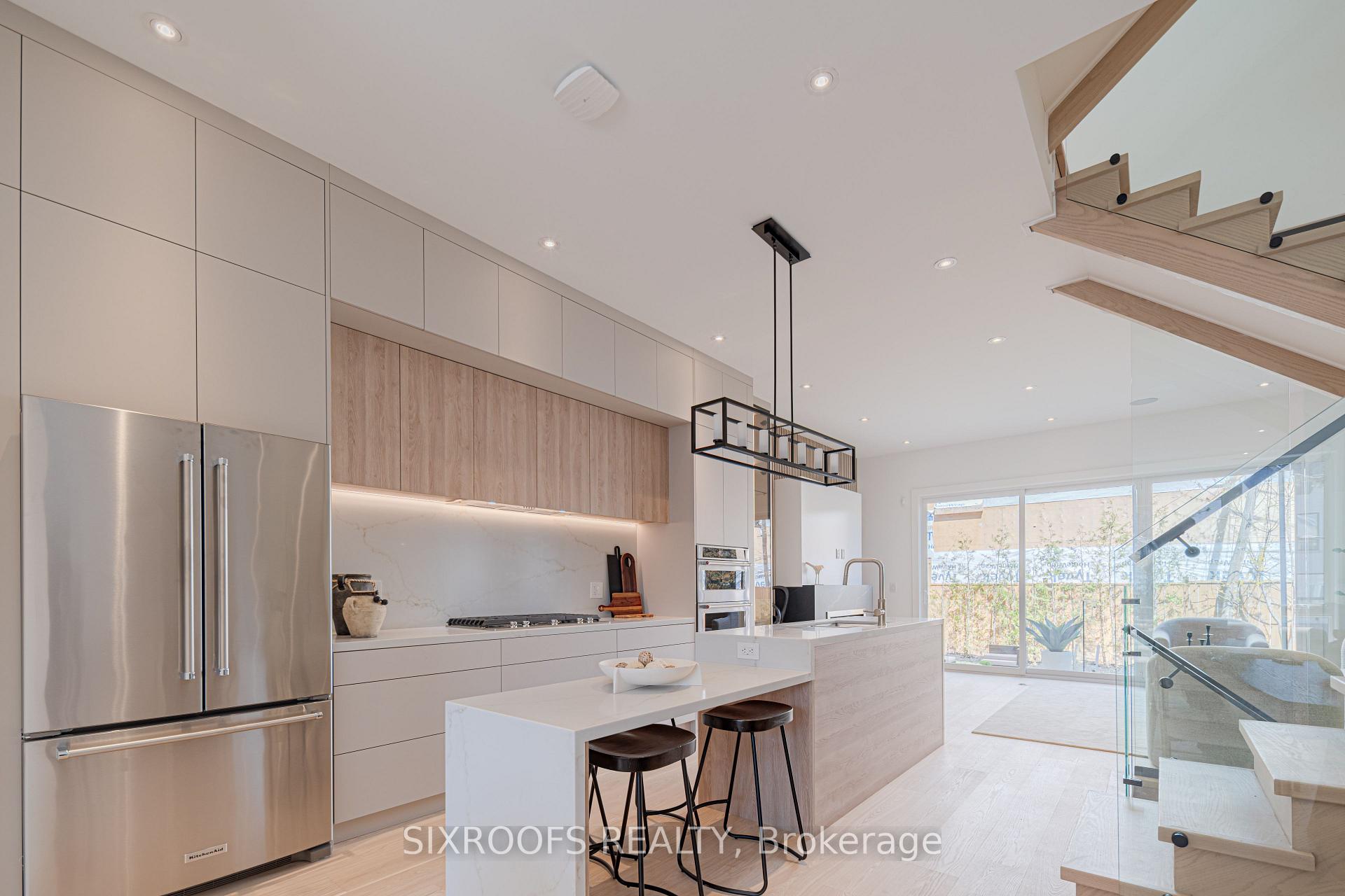 Photo 11 of Unit Upper, 40 Morningside Avenue, Toronto, High Park-Swansea — HOMEH