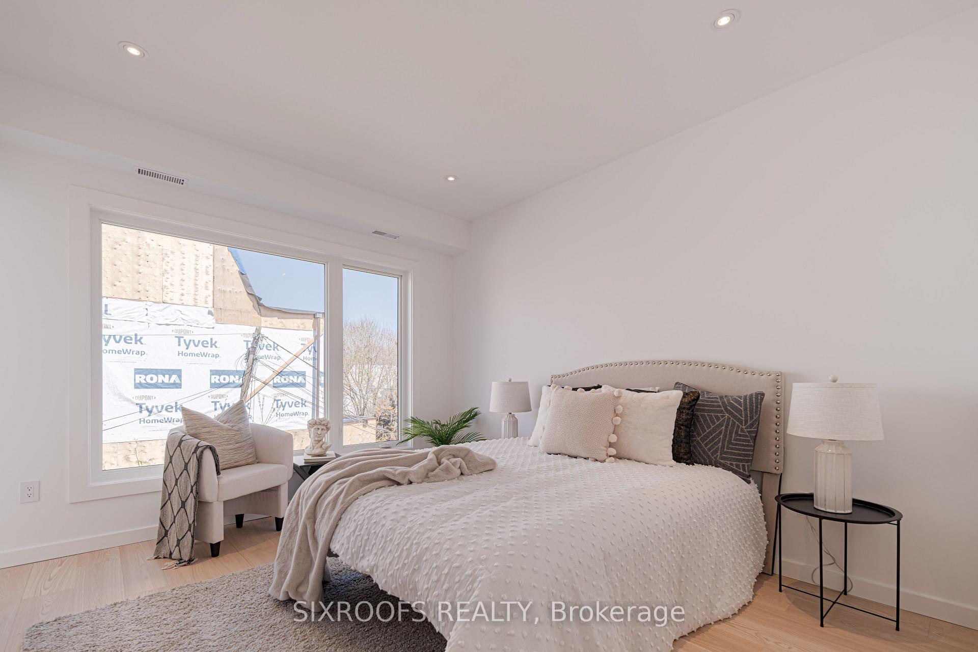Photo 16 of Unit Upper, 40 Morningside Avenue, Toronto, High Park-Swansea — HOMEH