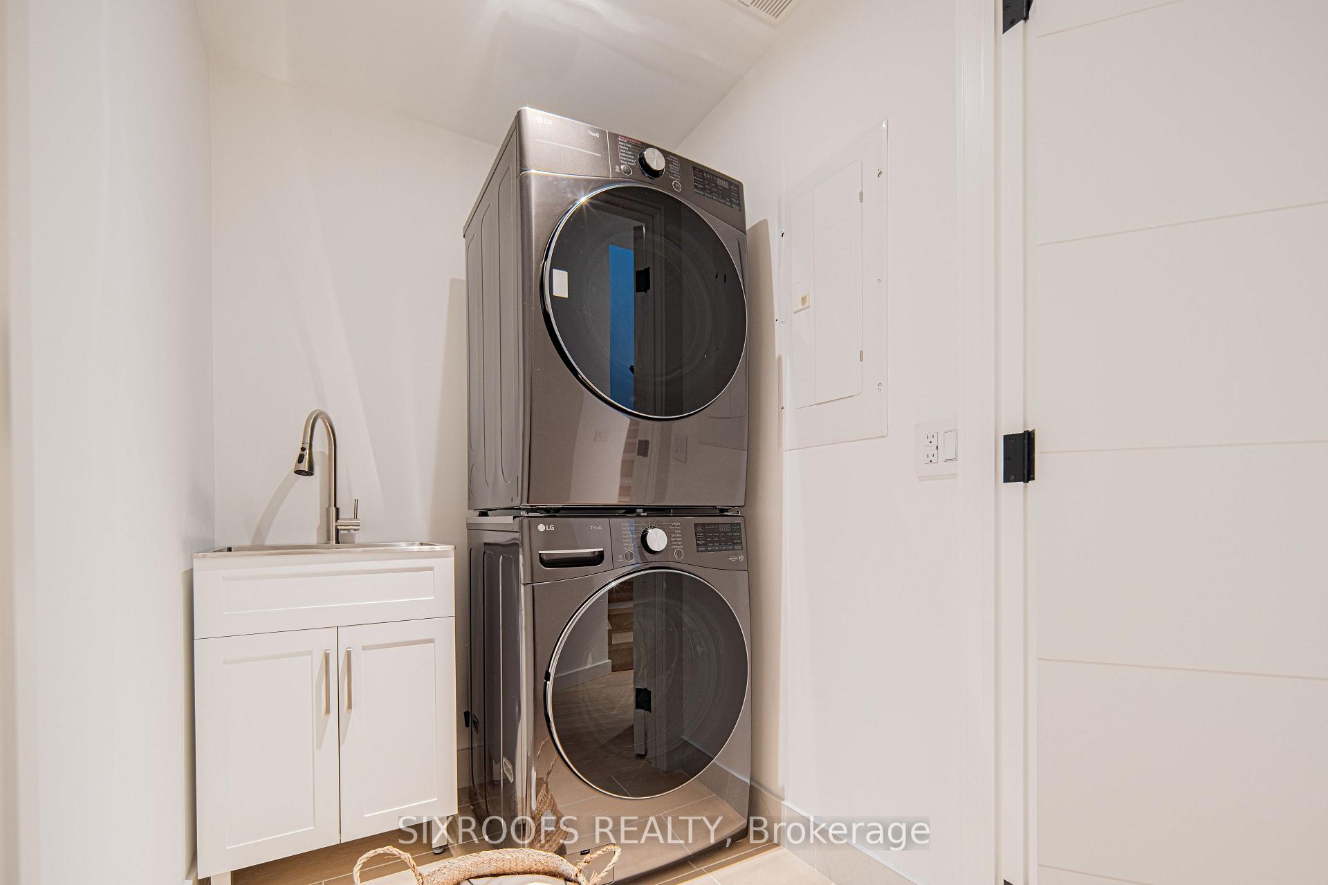 Photo 20 of Unit Upper, 40 Morningside Avenue, Toronto, High Park-Swansea — HOMEH