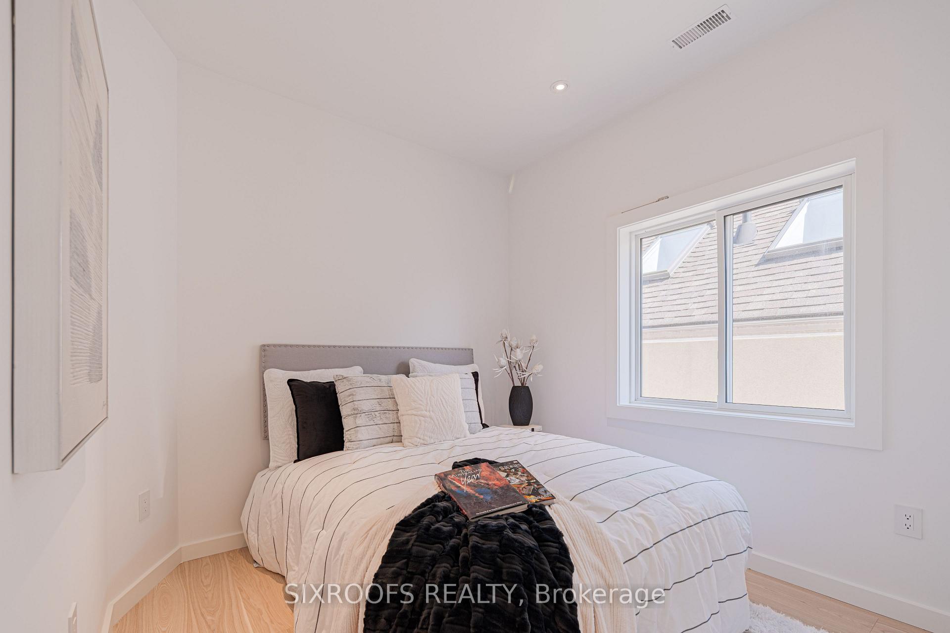 Photo 22 of Unit Upper, 40 Morningside Avenue, Toronto, High Park-Swansea — HOMEH