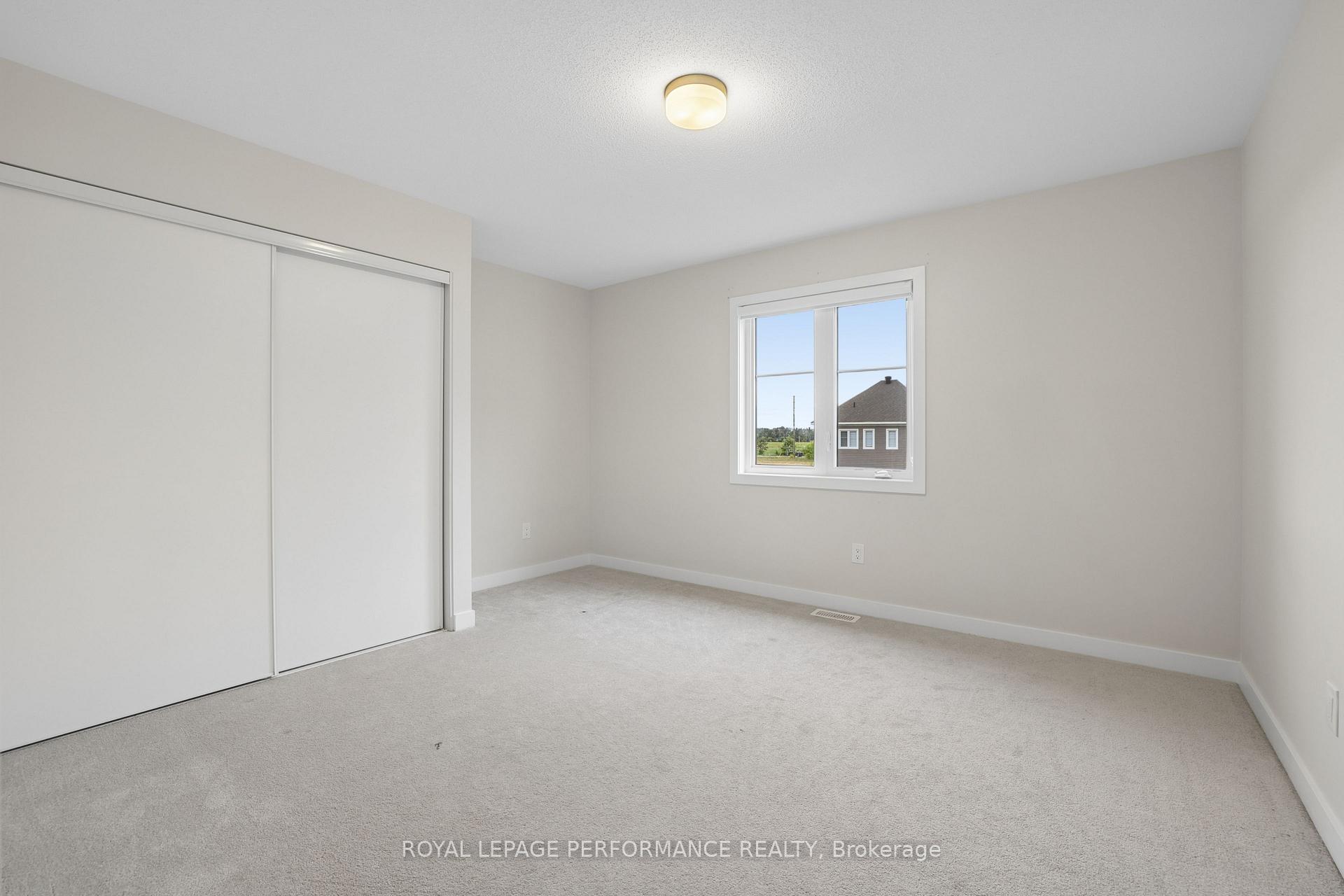 Photo 30 of 85 Hackamore Crescent, Ottawa, Goulbourn Twp From Franktown Rd/South To Rideau — HOMEH