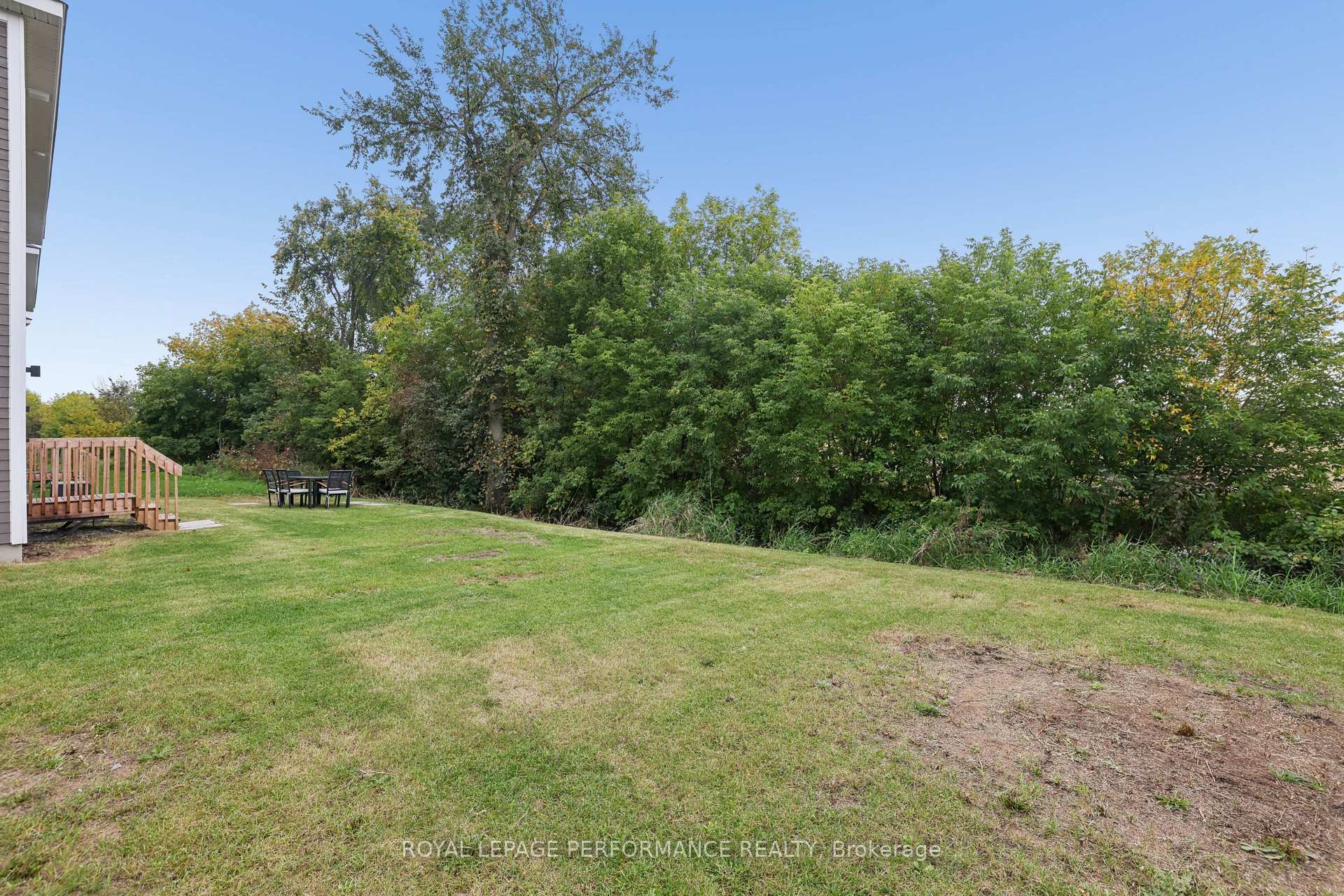 Photo 40 of 85 Hackamore Crescent, Ottawa, Goulbourn Twp From Franktown Rd/South To Rideau — HOMEH