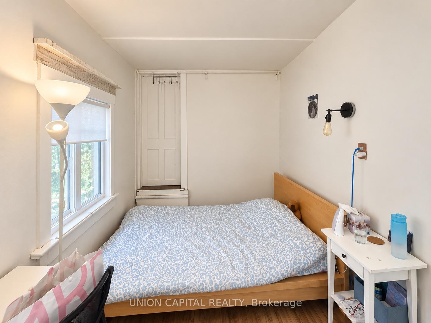 Photo 6 of Unit 2nd Fl, 459 Queen Street W, Toronto, Waterfront Communities — HOMEH