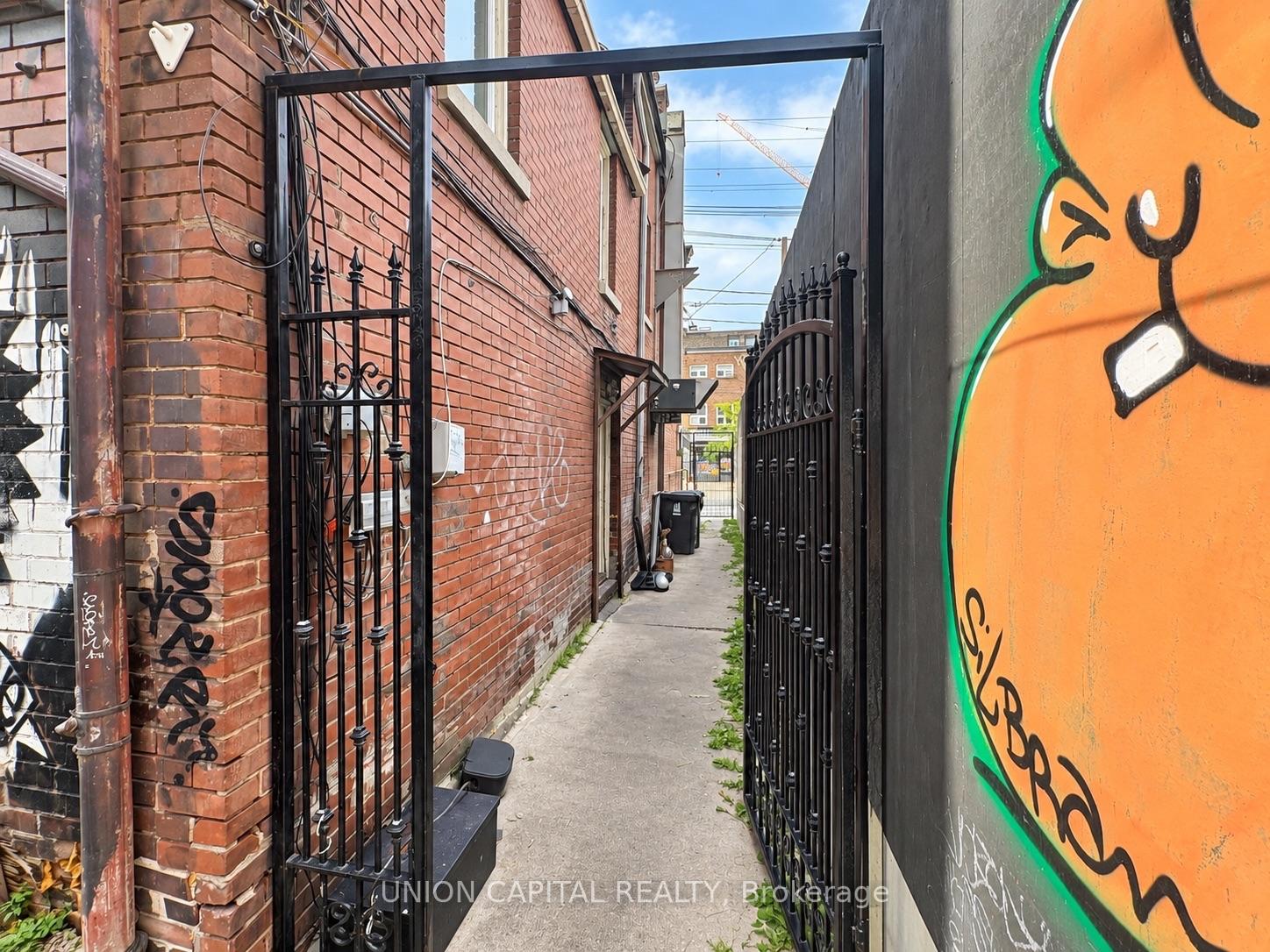 Photo 13 of Unit 2nd Fl, 459 Queen Street W, Toronto, Waterfront Communities — HOMEH