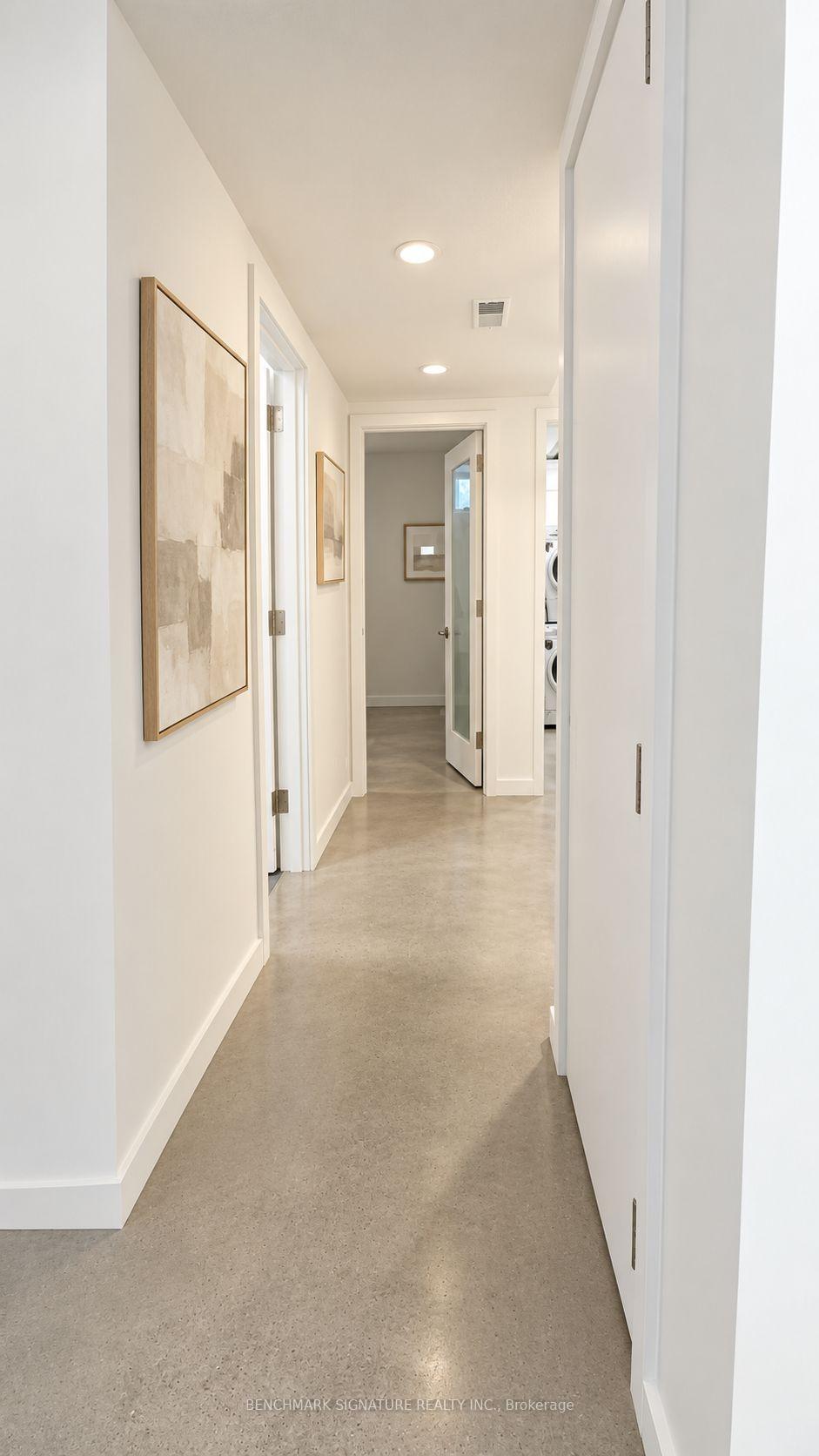 Photo 7 of Unit Lower, 301 Euclid Avenue, Toronto, Trinity-Bellwoods — HOMEH