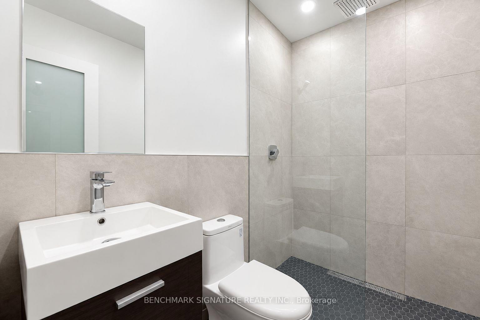 Photo 16 of Unit Lower, 301 Euclid Avenue, Toronto, Trinity-Bellwoods — HOMEH