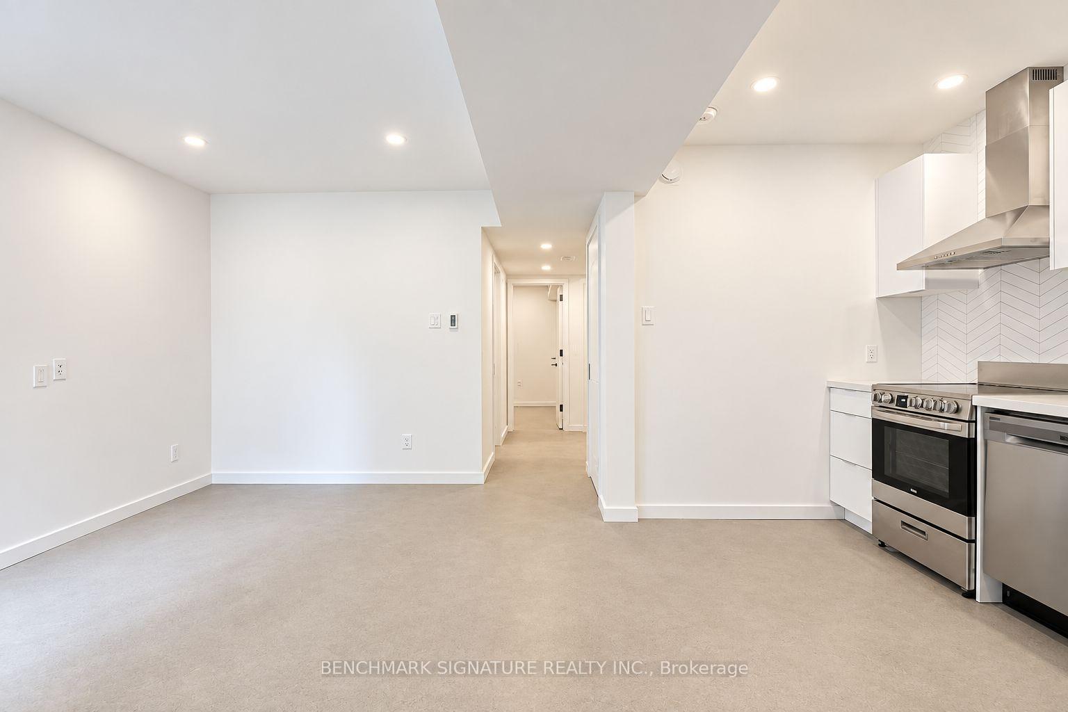 Photo 19 of Unit Lower, 301 Euclid Avenue, Toronto, Trinity-Bellwoods — HOMEH