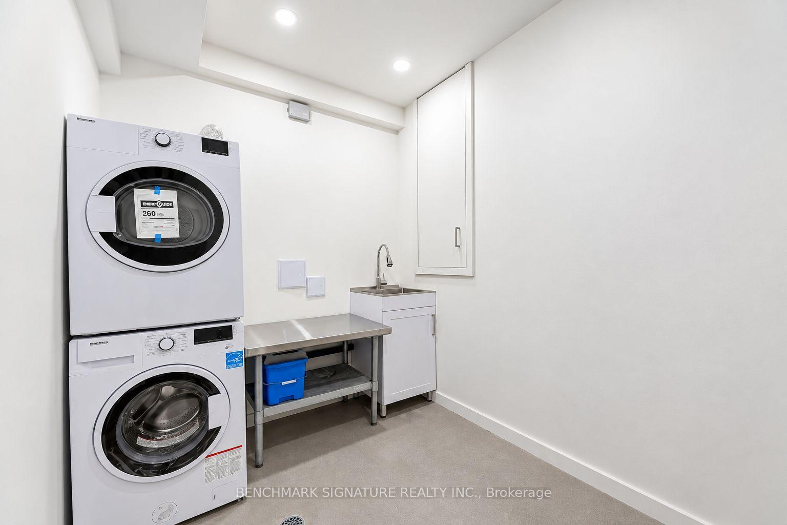 Photo 23 of Unit Lower, 301 Euclid Avenue, Toronto, Trinity-Bellwoods — HOMEH