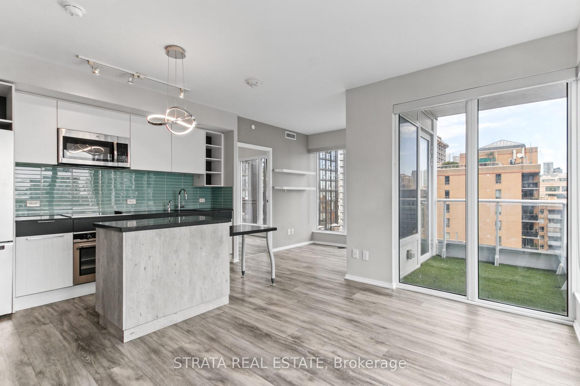 Photo of Unit 1610, 68 Shuter Street