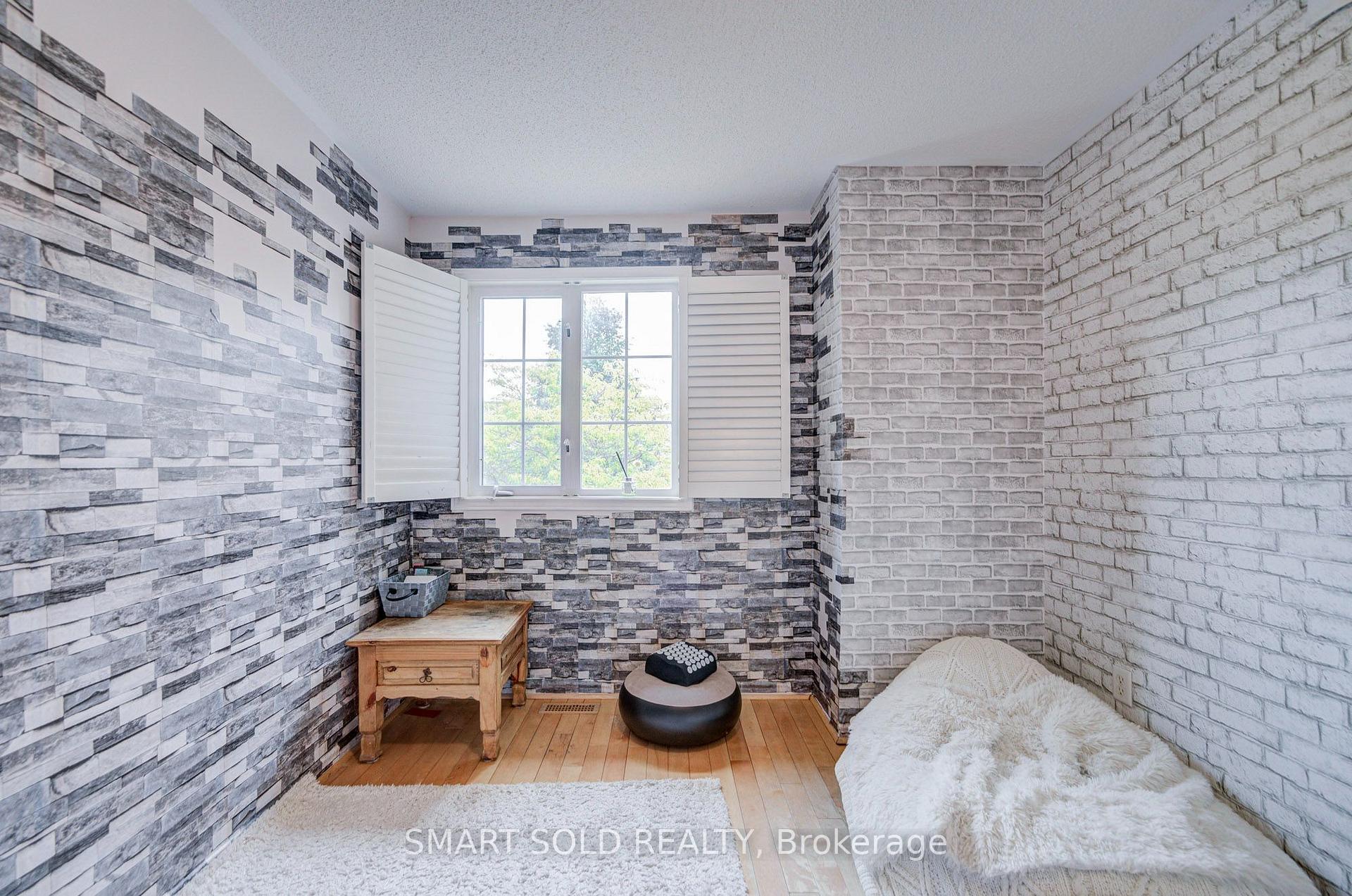 Photo 21 of 68 Harmony Road, Vaughan, Patterson — HOMEH