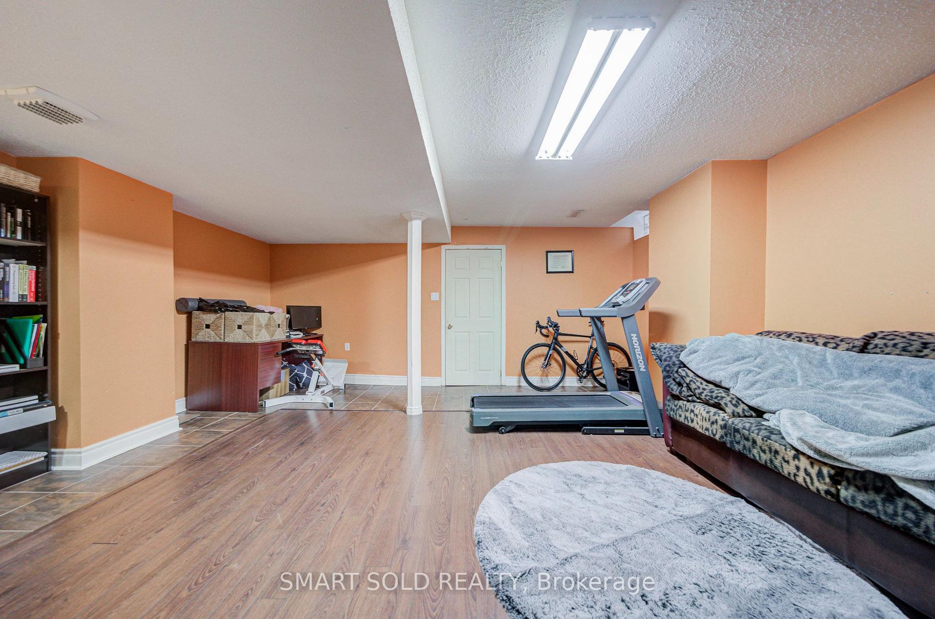Photo 35 of 68 Harmony Road, Vaughan, Patterson — HOMEH