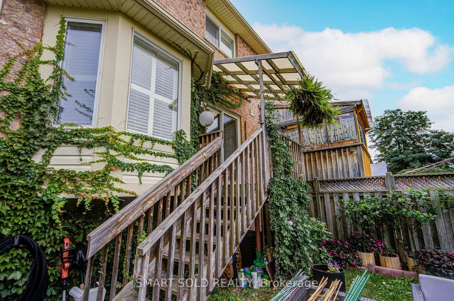 Photo 41 of 68 Harmony Road, Vaughan, Patterson — HOMEH