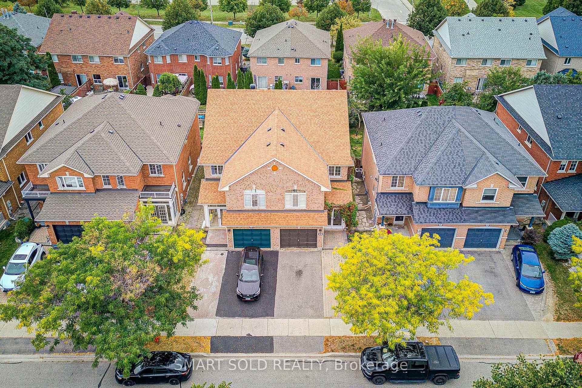 Photo 45 of 68 Harmony Road, Vaughan, Patterson — HOMEH