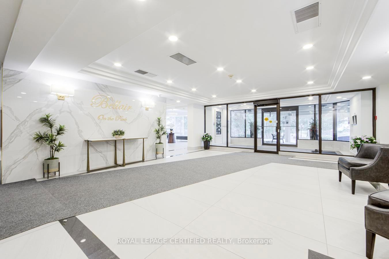 Photo 6 of Unit 2107, 22 Hanover Road, Brampton, Queen Street Corridor — HOMEH