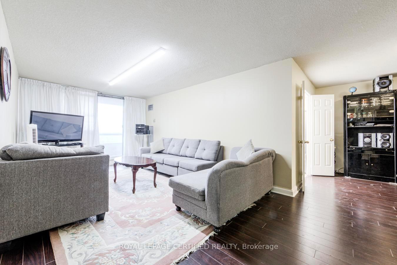 Photo 11 of Unit 2107, 22 Hanover Road, Brampton, Queen Street Corridor — HOMEH
