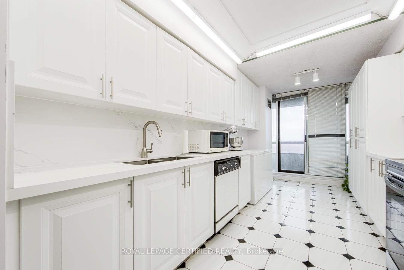 Photo 18 of Unit 2107, 22 Hanover Road, Brampton, Queen Street Corridor — HOMEH