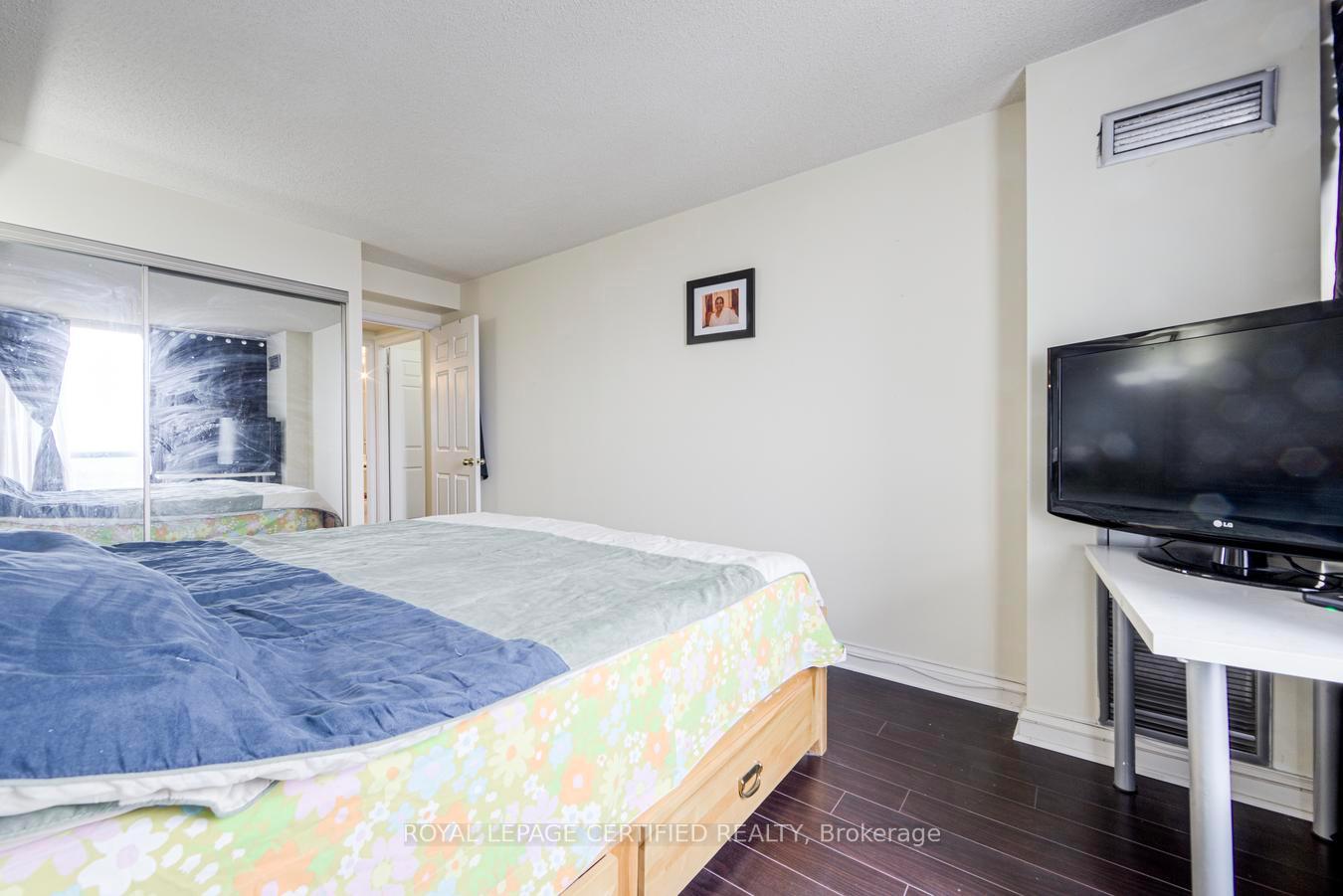 Photo 26 of Unit 2107, 22 Hanover Road, Brampton, Queen Street Corridor — HOMEH