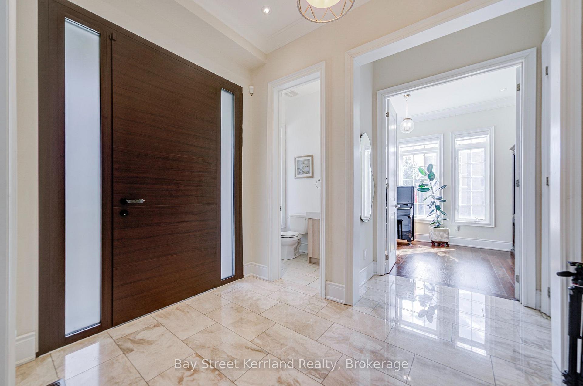 Photo 4 of 36 Willow Heights Boulevard, Markham, Cachet — HOMEH