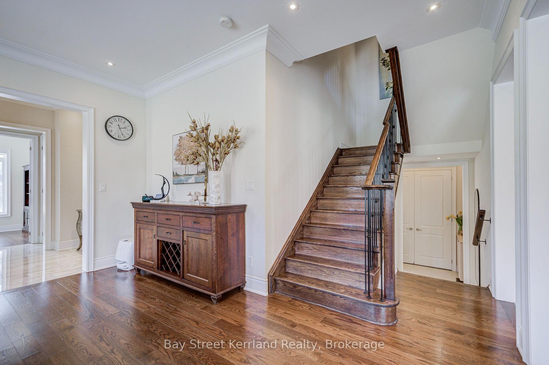 Photo 10 of 36 Willow Heights Boulevard, Markham, Cachet — HOMEH