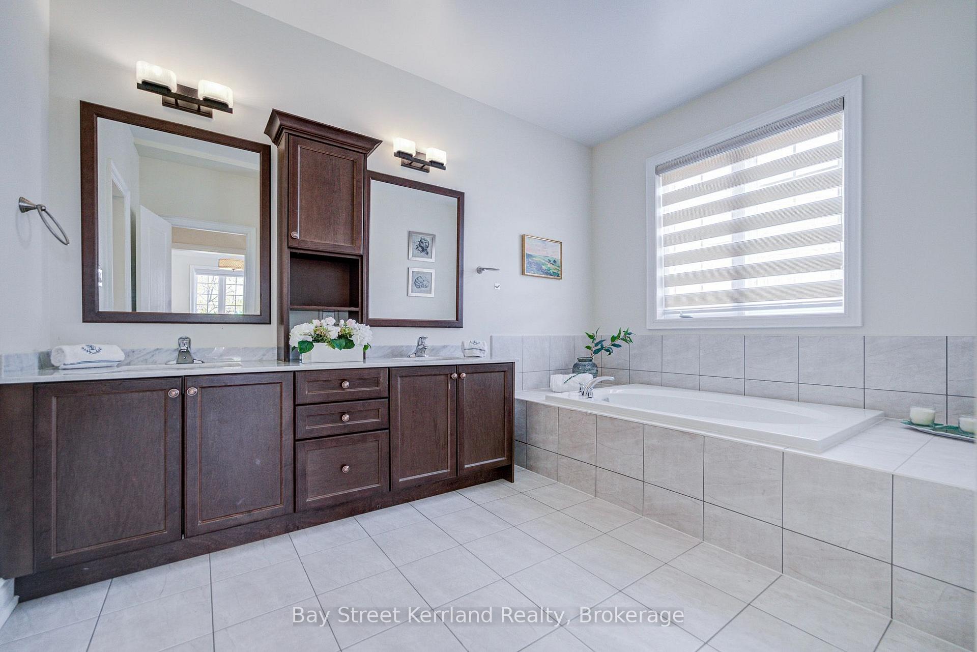 Photo 23 of 36 Willow Heights Boulevard, Markham, Cachet — HOMEH