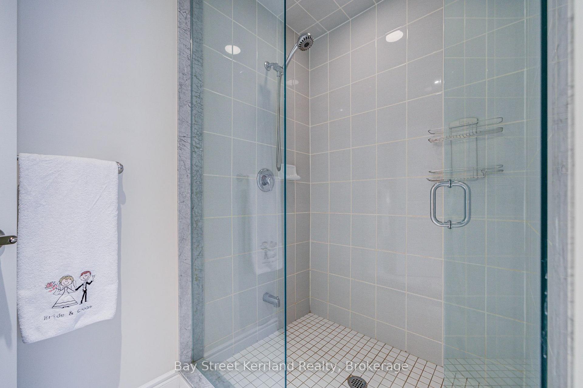 Photo 25 of 36 Willow Heights Boulevard, Markham, Cachet — HOMEH