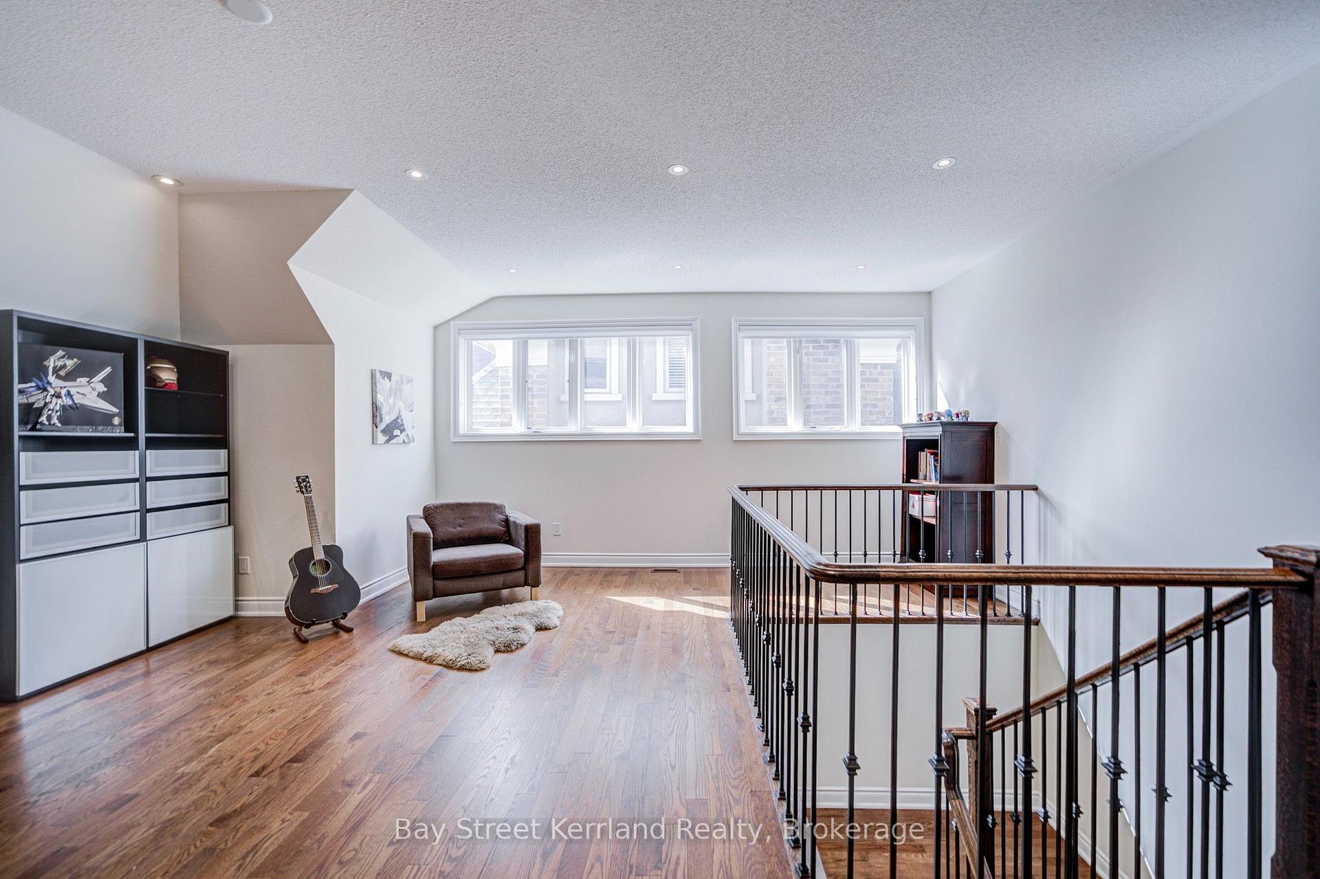 Photo 35 of 36 Willow Heights Boulevard, Markham, Cachet — HOMEH