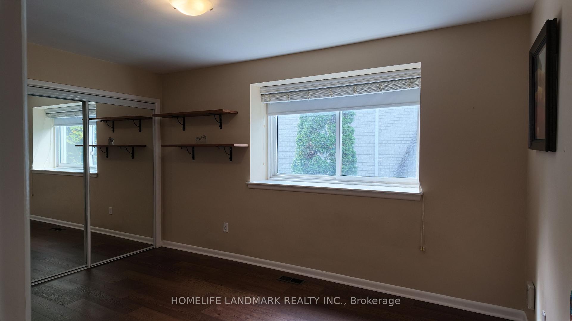 Photo 10 of 1 Montressor Drive, North York, St. Andrew-Windfields — HOMEH