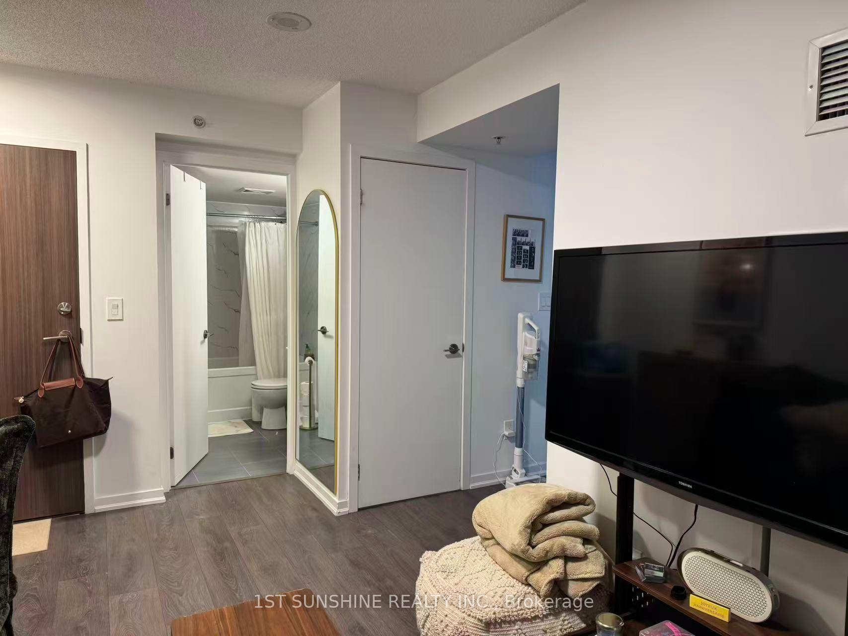 Photo 17 of Unit 350, 68 Abell Street, Toronto, Little Portugal — HOMEH