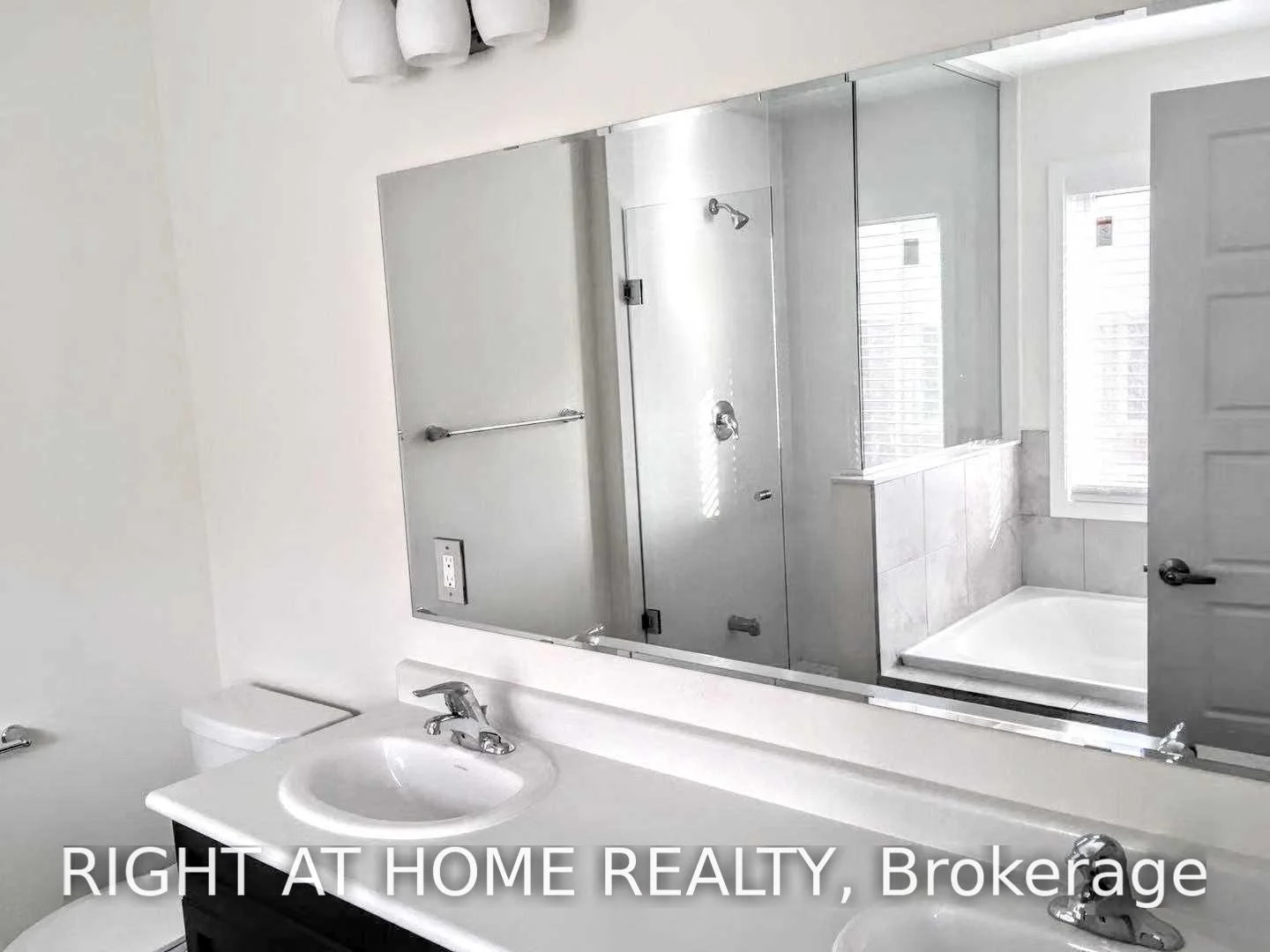 Photo 12 of Unit 37, 19 Ridge Road, Cambridge, Preston Heights — HOMEH
