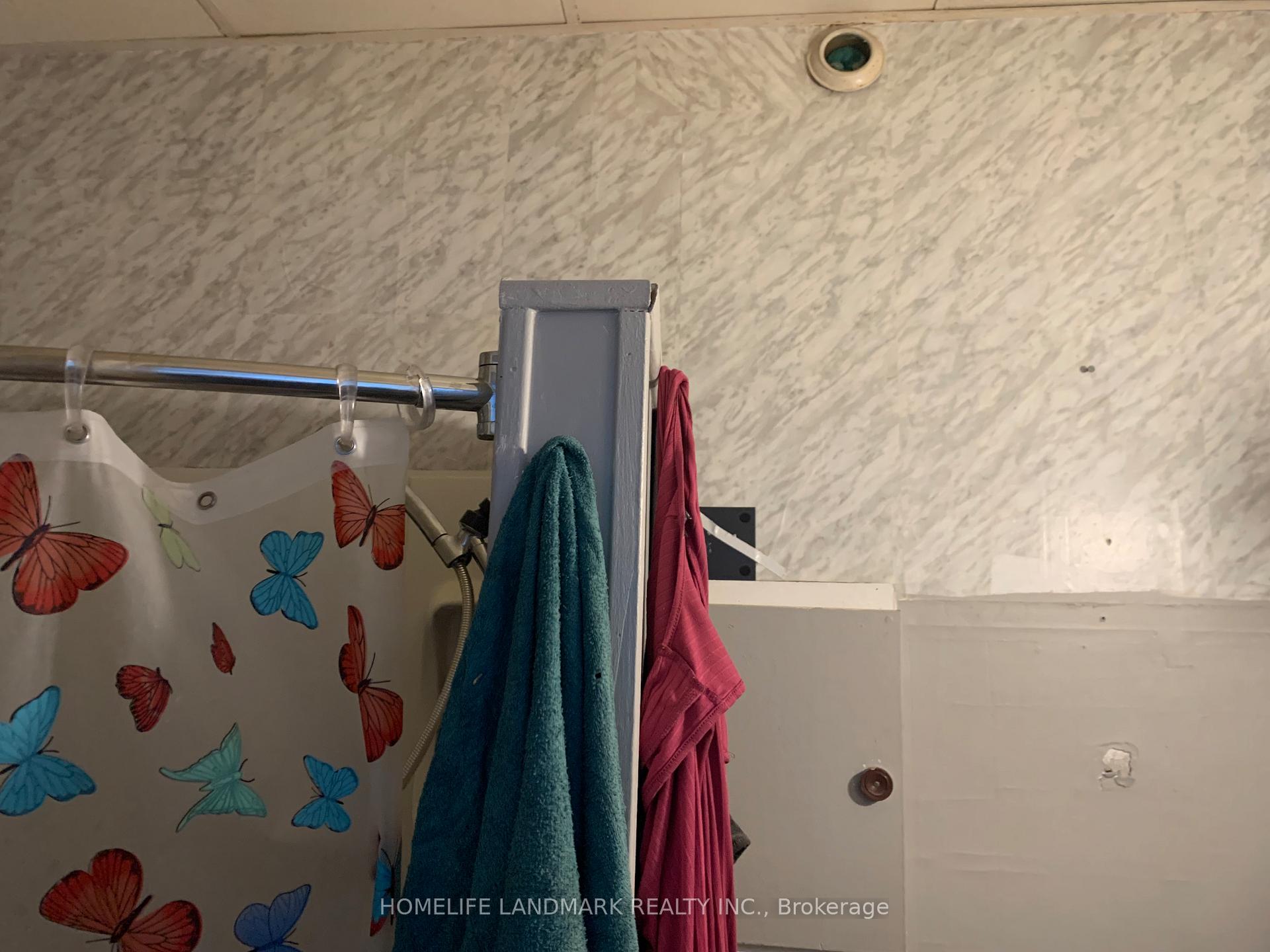Photo 6 of Unit 6, 2 Bascom Street S, Uxbridge — HOMEH