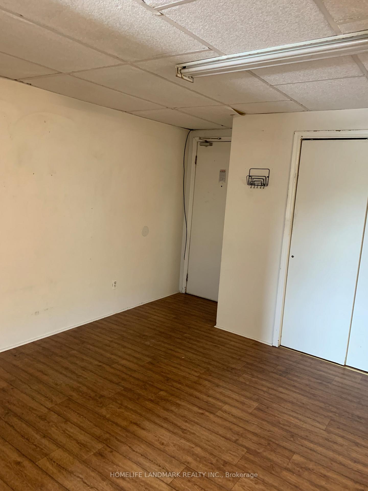 Photo 7 of Unit 9, 2 Bascom Street S, Uxbridge — HOMEH