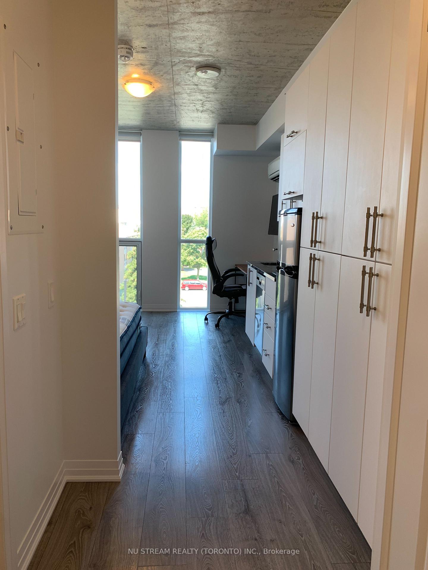 Photo 4 of Unit 423, 1900 Simcoe Street N, Oshawa, Samac — HOMEH